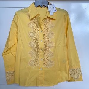 Appraisal Yellow button down Blouse